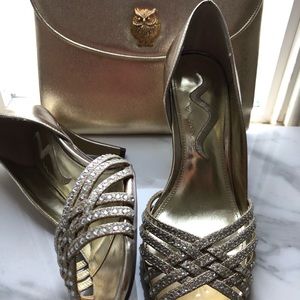 Bundle of Nina gold heels & purse/clutch